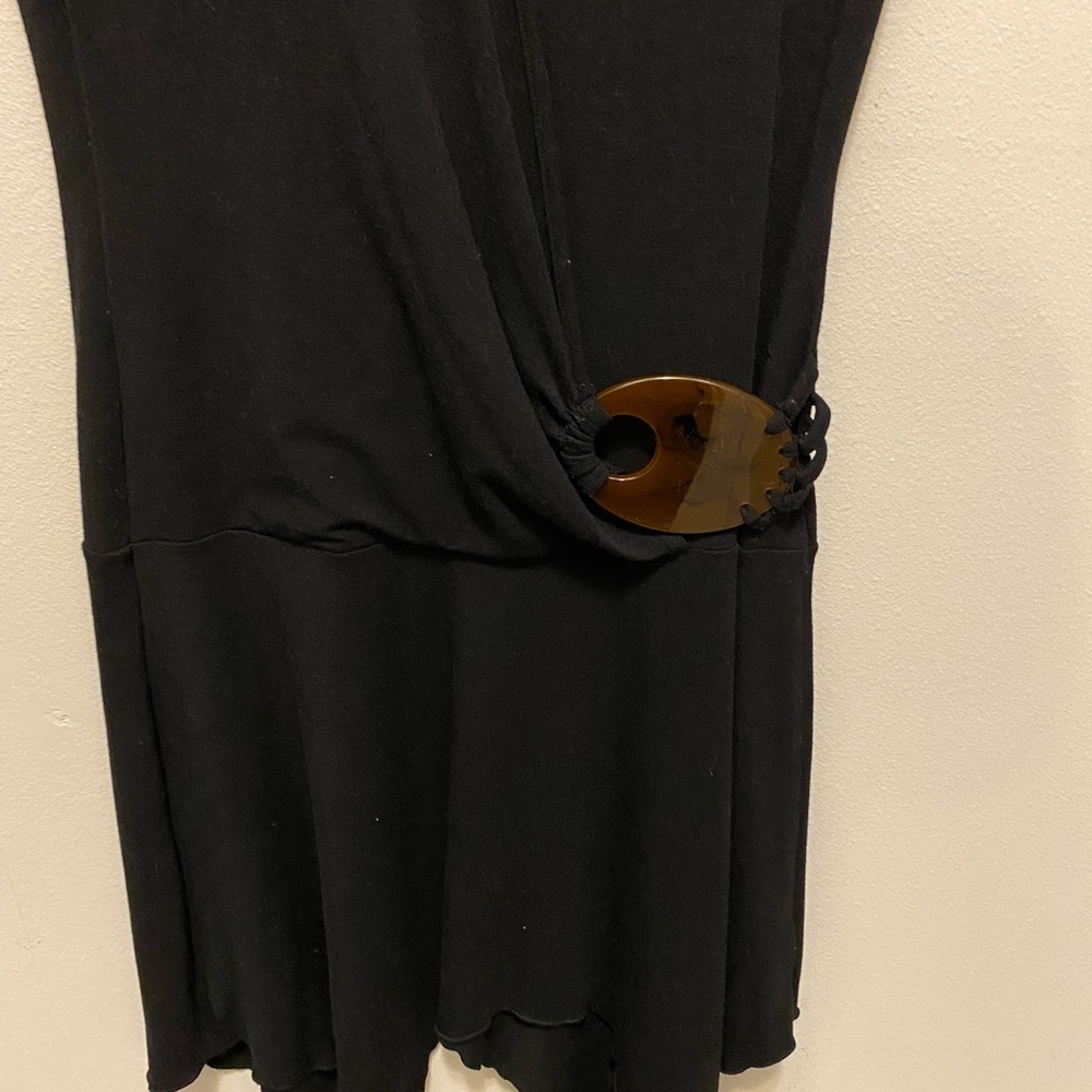 Volume one black dress size Medium with a brown plastic closure - Picture 6 of 11